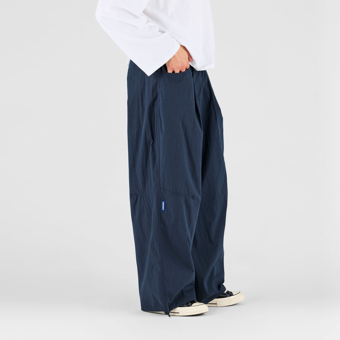 Summer Breeze / Basic Big Tech Pants - Nightfall