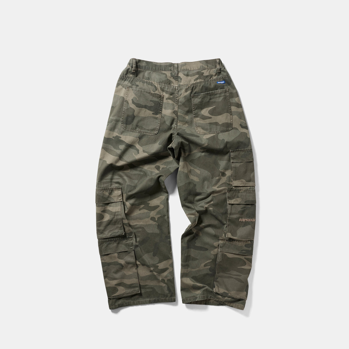 Basics / Basic Pocket Pants - Camo