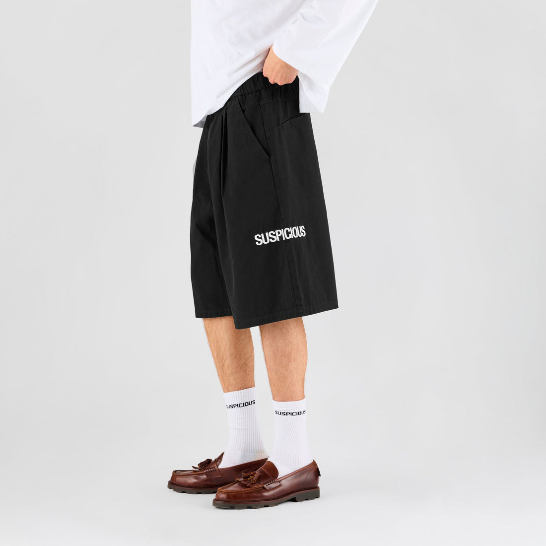 Core / Core Studio Pleated Shorts - Black
