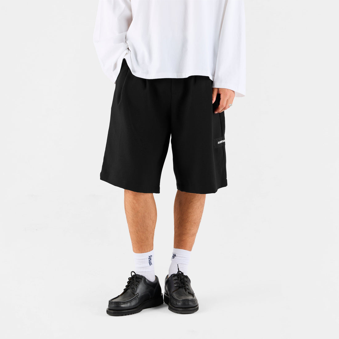 Boat / Essentials Pleated Shorts - Black