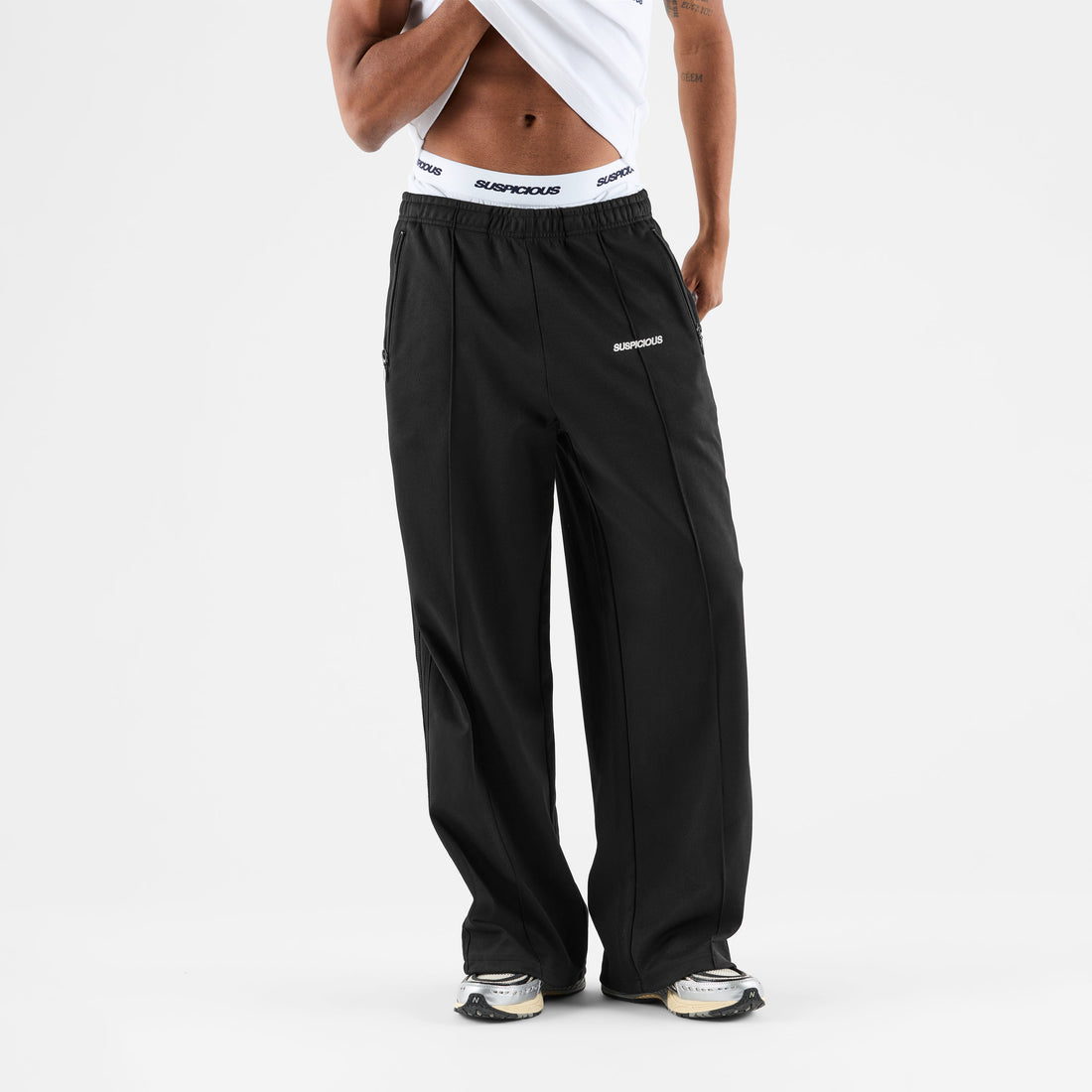 Football / Essentials Track Pants - Black