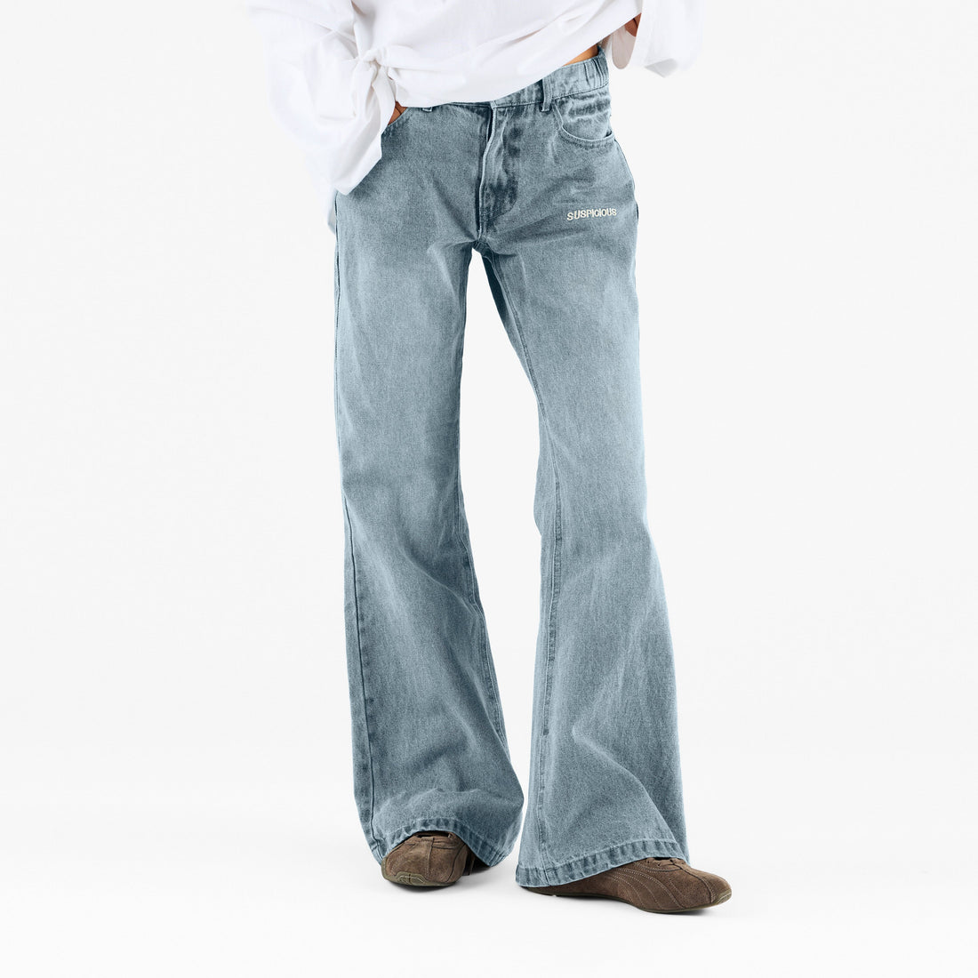 Suspicious Cowboys / Essentials W Flairy Jeans - Washed Blue