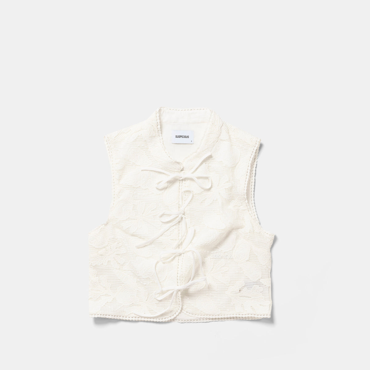 Summer Breeze / Essentials W Tie Front Embroidered Top - White