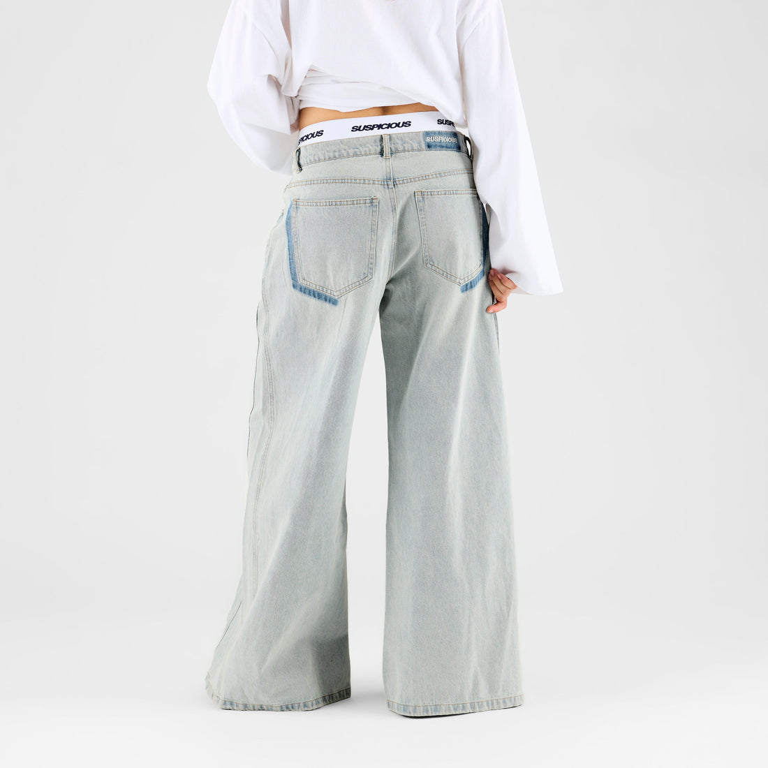 Suspicious Cowboys / Faded Pockets W Wide Jeans - Bleached