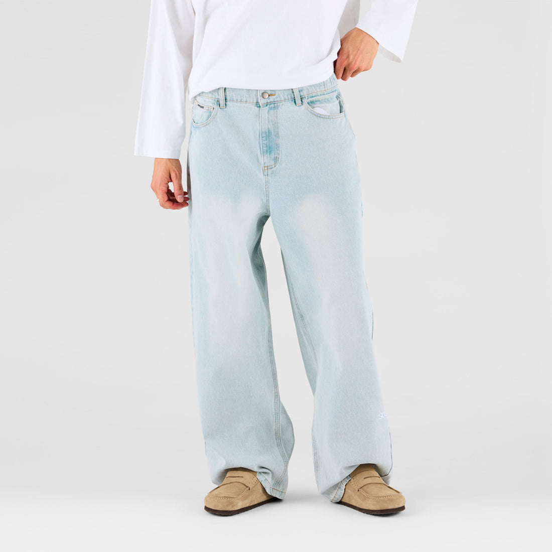 Summer Breeze / Solid Baggy Jeans - Bleached